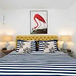 Spacious 2 Bedroom Sleep6 By Promenade Appartement *