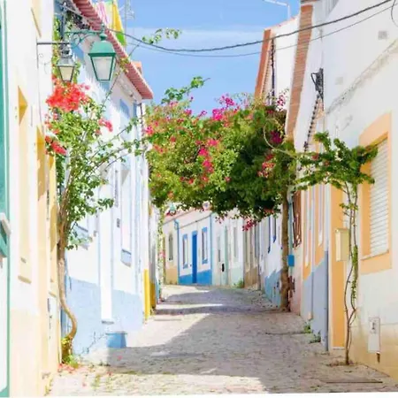 公寓 Bright 2-Bed Apt Steps To Beach Algarve