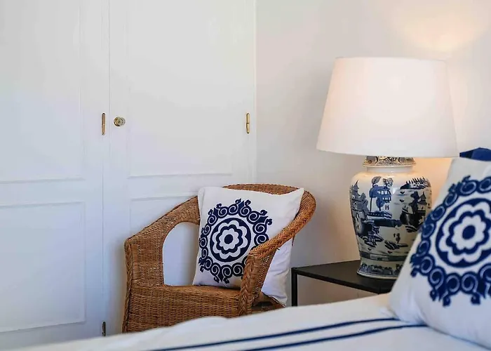 Spacious 2 Bedroom Sleep6 By Promenade Apartament