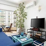 Spacious 2 Bedroom Sleep6 By Promenade Апартаменты