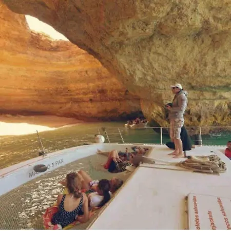 Spacious 2 Bedroom Sleep6 By Promenade * Armação de Pêra