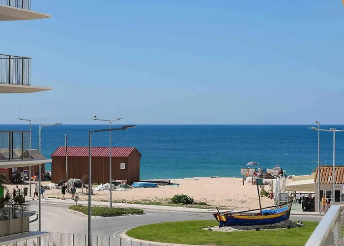 Spacious 2 Bedroom Sleep6 By Promenade Armacao de Pera