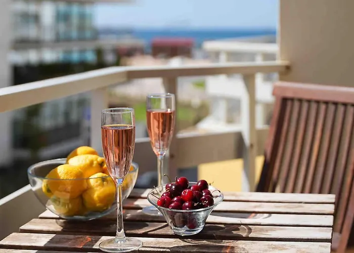 Spacious 2 Bedroom Sleep6 By Promenade Apartment